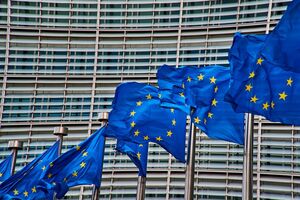 Европейская комиссия подала в суд из-за нового польского закона о судьях