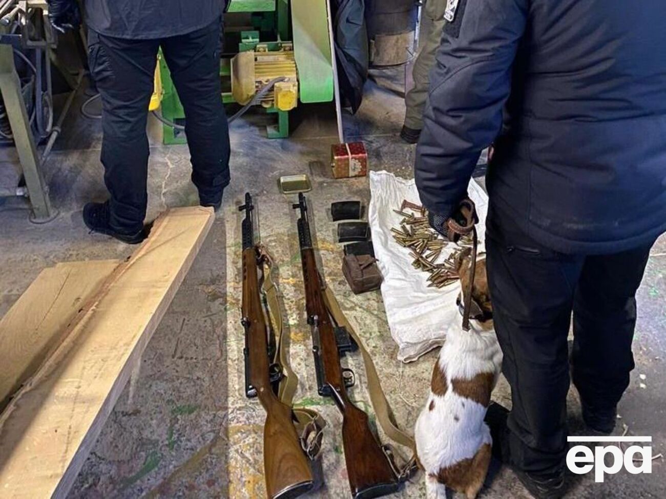 Вилучене правоохоронці скерували на експертно-криміналістичну експертизу