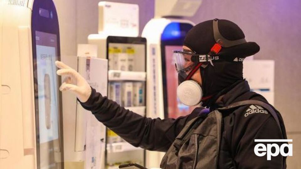 Новий коронавірус почав поширюватися із Китаю