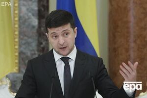 Зеленский вступил в должность президента 20 мая 2019 года
