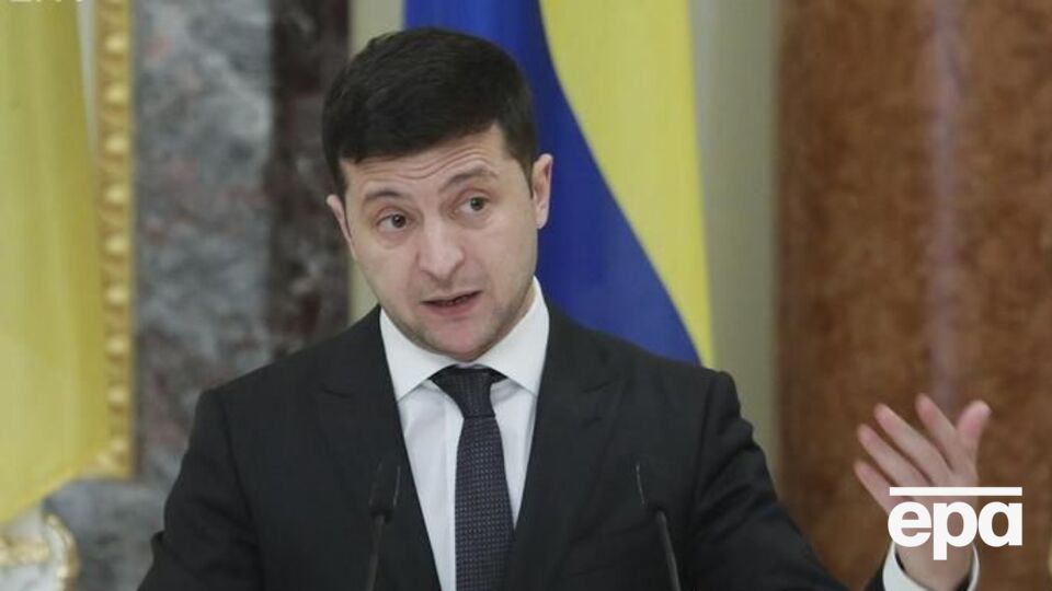 Зеленський вступив на посаду президента 20 травня 2019 року