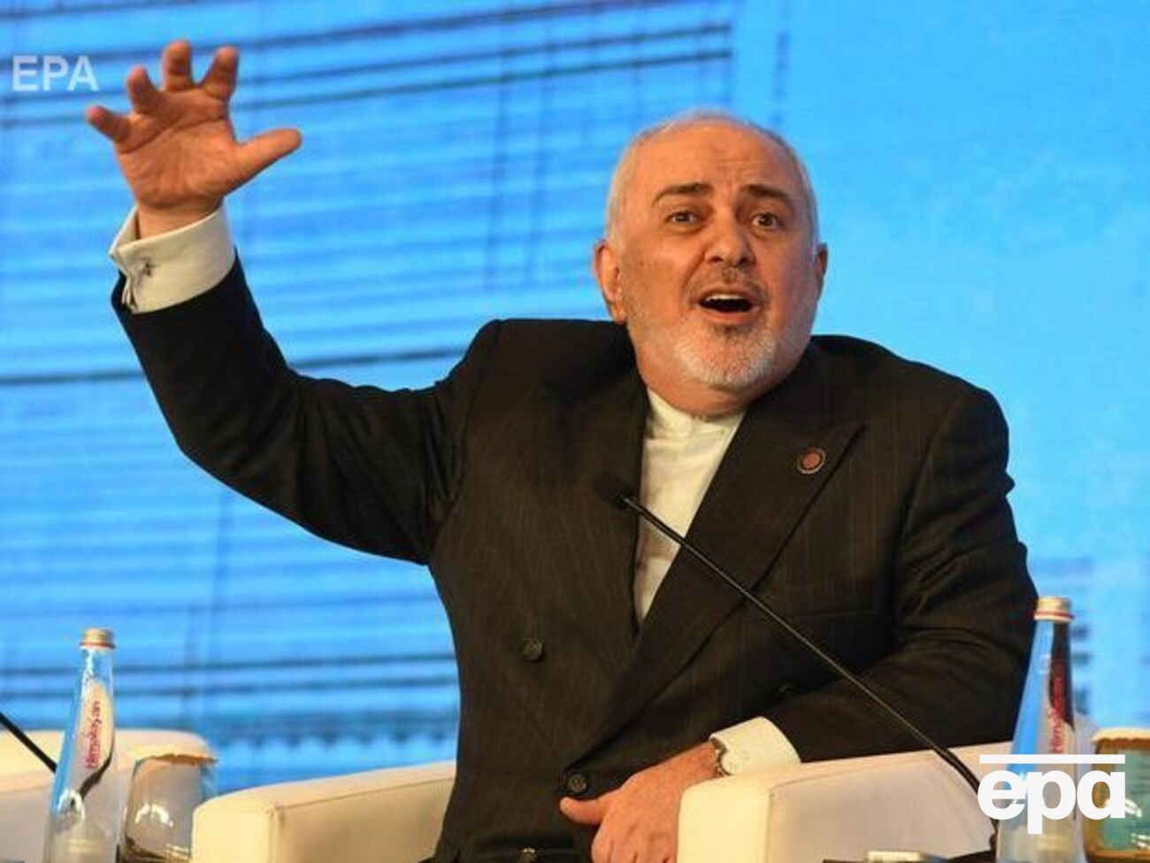 Заріф: Президент США все ще мріє про двосторонню зустріч, щоб задовольнити свою жагу "угоди Трампа"