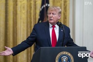 Трамп вважає, що так Болтон хоче допомогти продажу своєї книжки