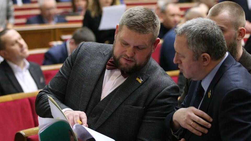 По словам главы парламентской фракции "Слуга народа" Давида Арахамии, Верховная Рада может принять закон о рынке земли в начале февраля
