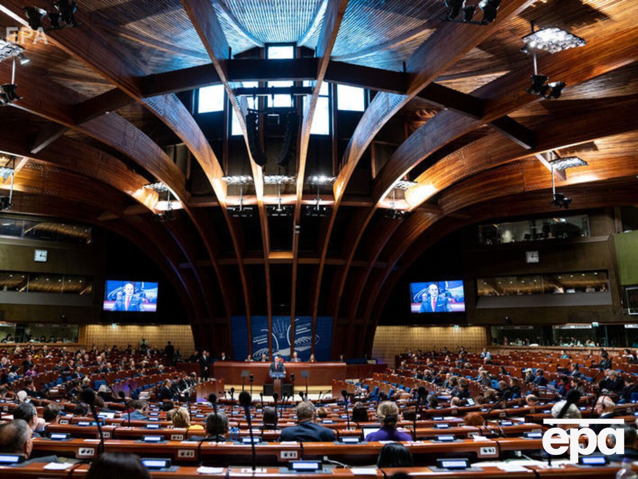 В первый день сессии новым президентом ПАСЕ стал представитель Бельгии Рик Дамс