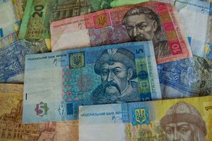 Уряд хоче ввести компенсацію за затримку соціальних виплат