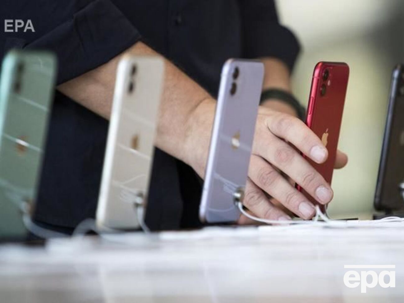 Вспышка коронавируса стала угрозой для производства продукции Apple в Китае