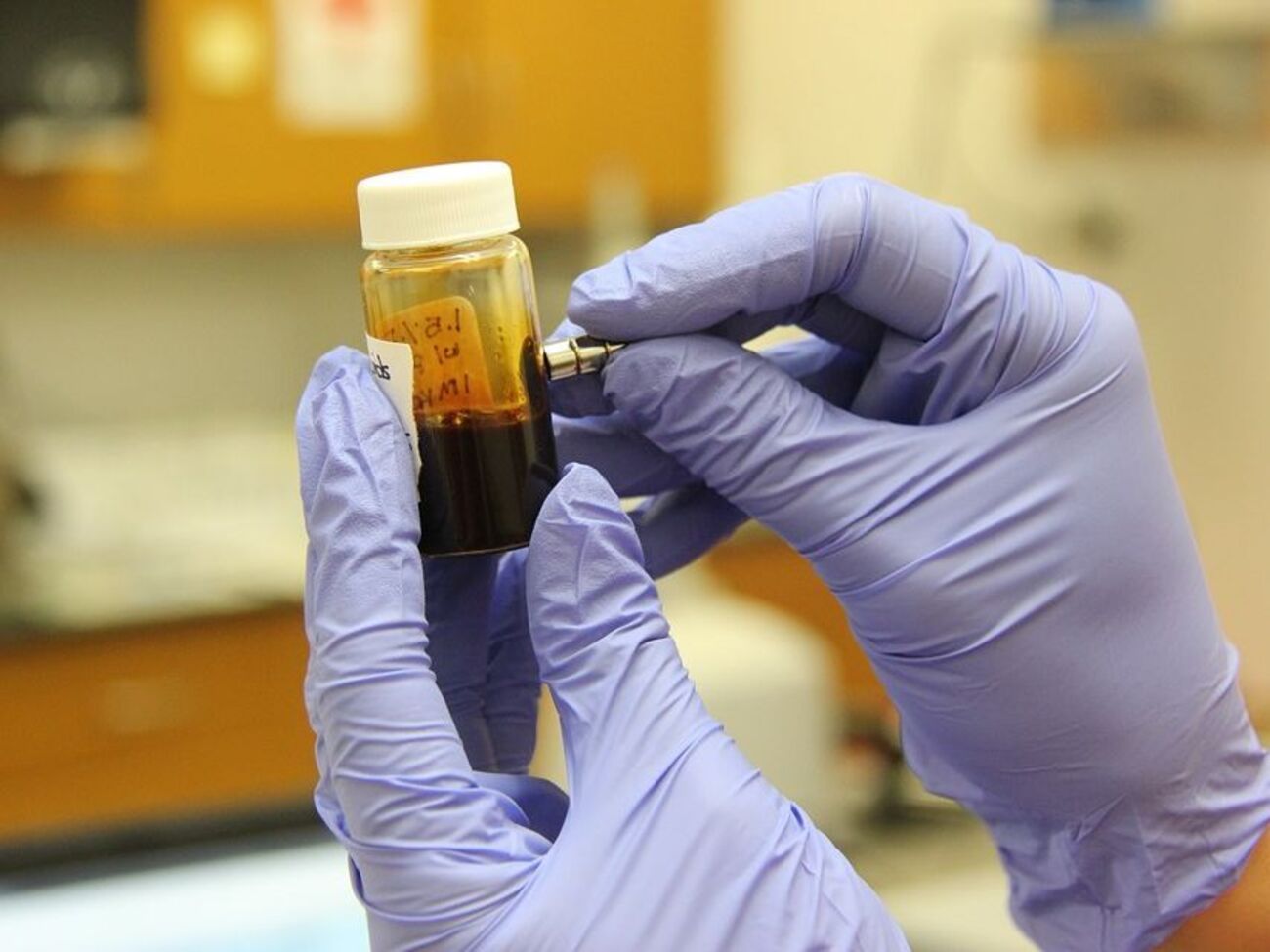 Число жертв коронавируса в Китае превысило 100