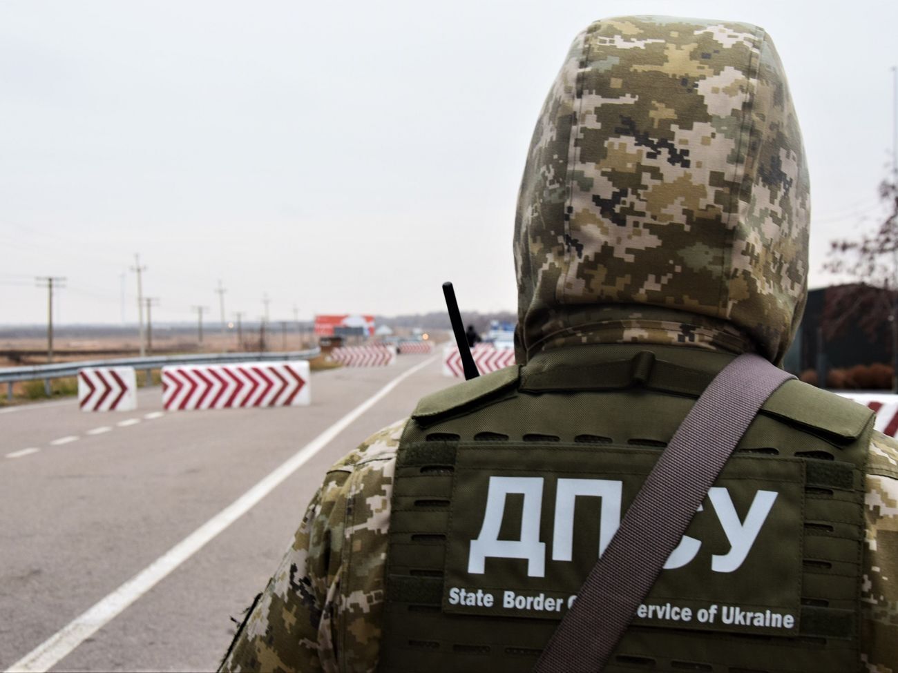 На адмінкордоні із Кримом працюють три автомобільні КПВВ