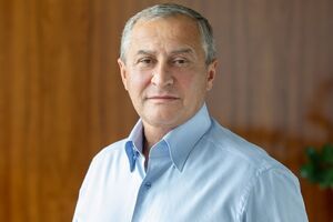 Бобов был депутатом Верховной Рады VII–VIII созывов