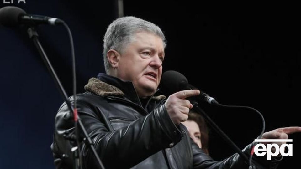 Адвокати Петра Порошенка подали 14 позовів проти правоохоронців