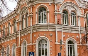 Государственную судебную администрацию в течение трех месяцев прослушивали