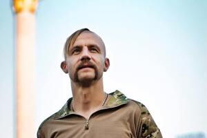 "Казак" Гаврилюк строит трехэтажный дом в Карпатах