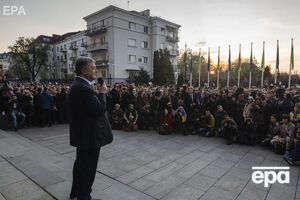 Слідство двічі запрошувало Порошенка на допит як свідка щодо Іловайської трагедії