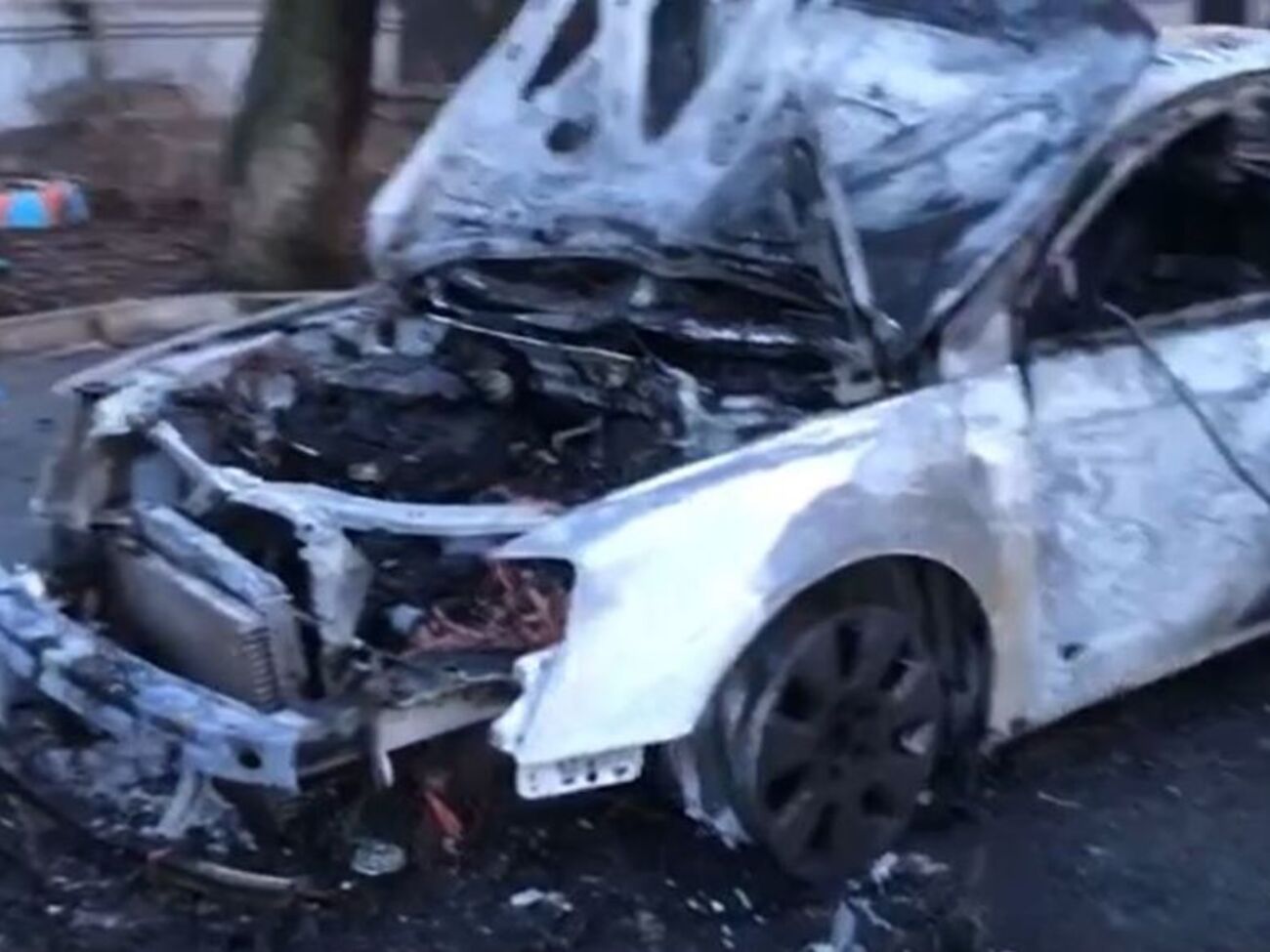 Авто волонтера сгорело в ночь на 30 января