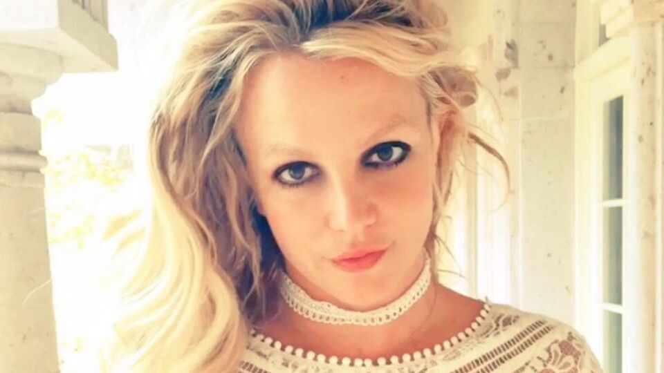 Спирс: Надеюсь, у вас, ребята, замечательный день... Благослови вас Бог!