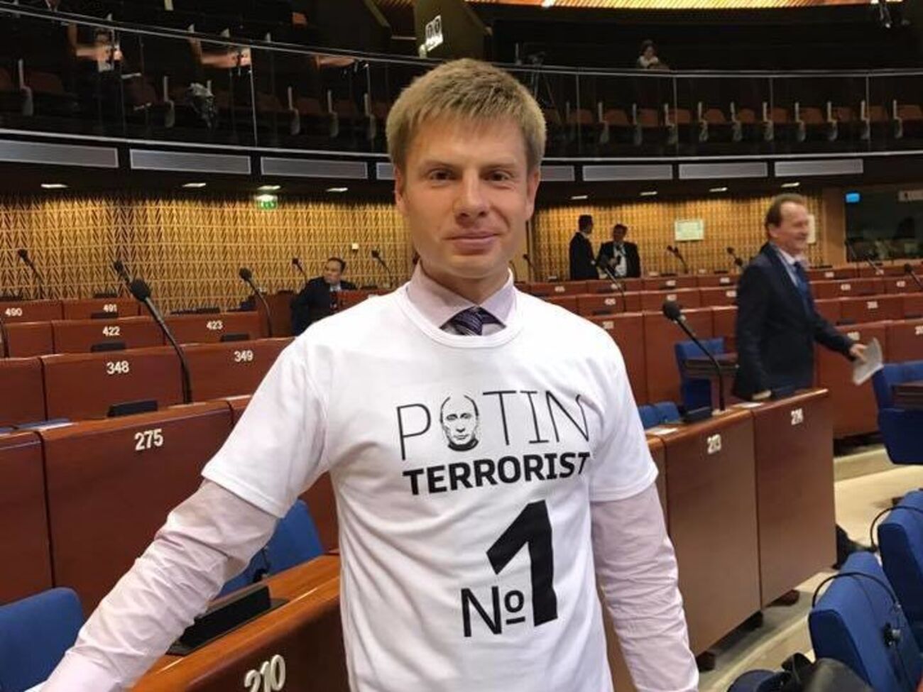 Гончаренко: Пока что в ПАСЕ мы ведем упорные оборонительные бои. Да, местами успешные, но о наступлении речь, увы, не идет