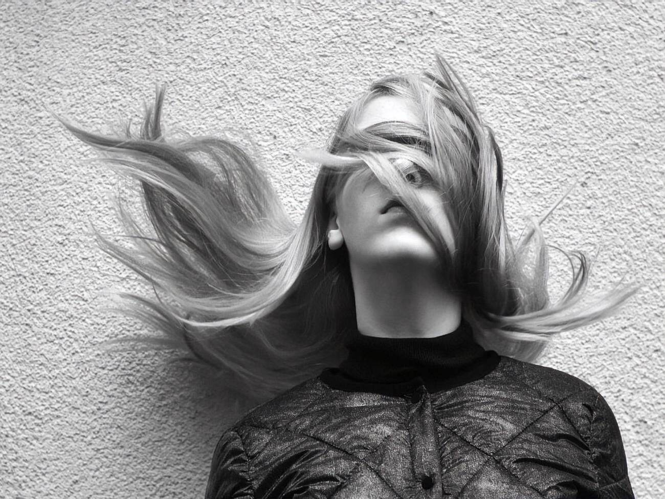 Шрифт Брайля було розроблено у 1824 році