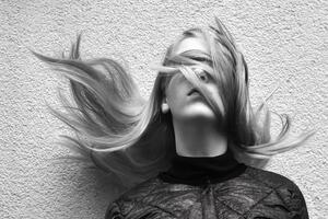 Шрифт Брайля було розроблено у 1824 році