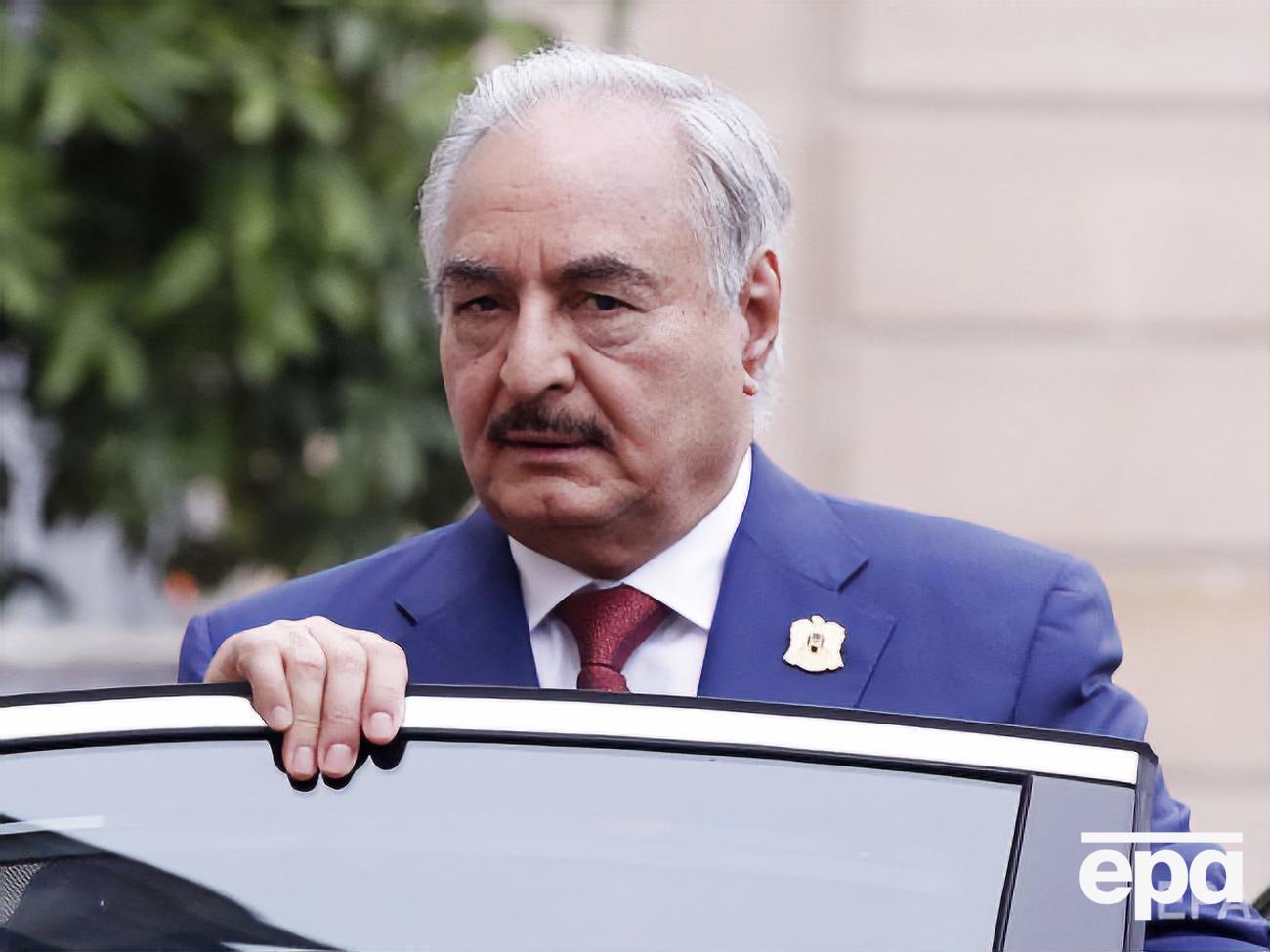 Хафтар призвал ливийцев взять в руки оружие