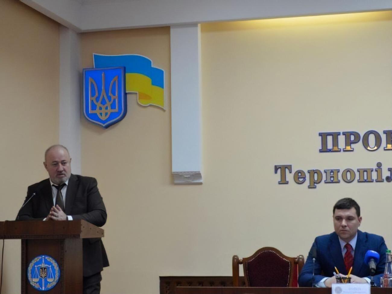 Бойко (праворуч) працює в органах прокуратури з 2010 року