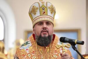 По словам Епифания, в случае календарной реформы нужно переносить не только Рождество, но и все другие праздники