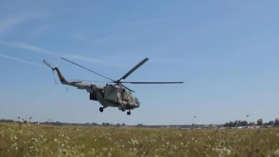 До складу ескадрильї увійшли вертольоти Мі-2 і Мі-8