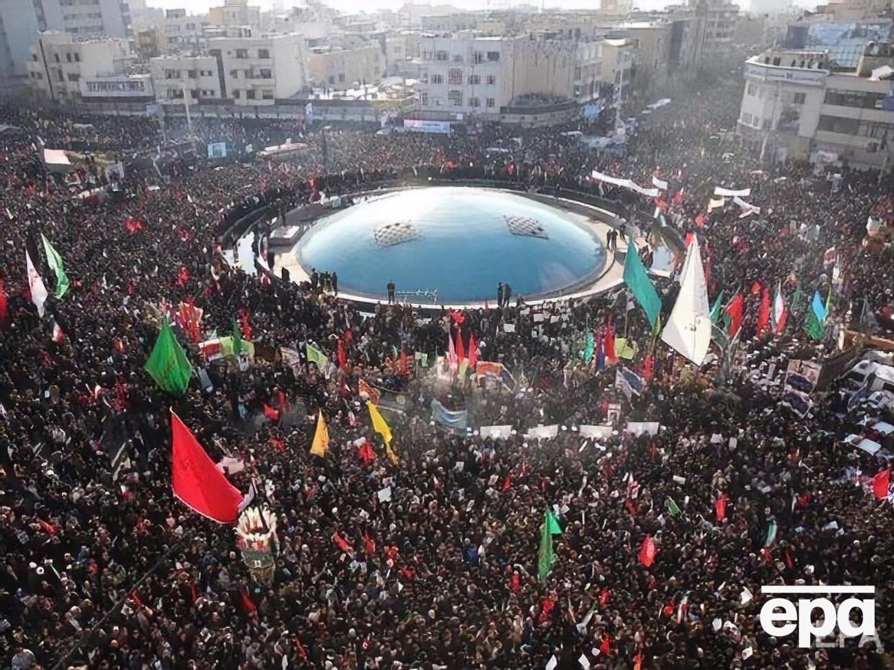 Сегодня в Иране проходит похоронная церемония