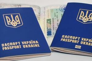Украина ухудшила позиции в мировом рейтинге паспортов