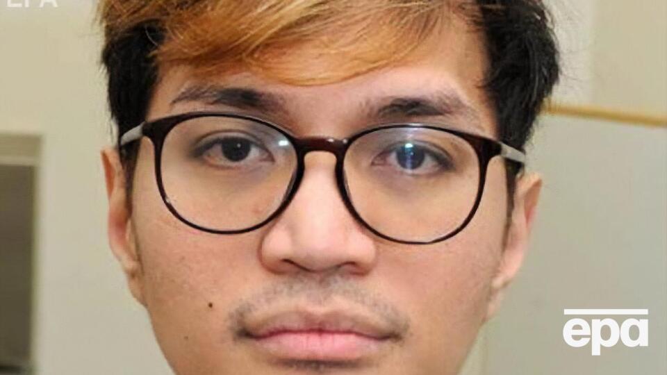 Синага отрицал обвинения. По его словам, все сексуальные действия происходили по согласию