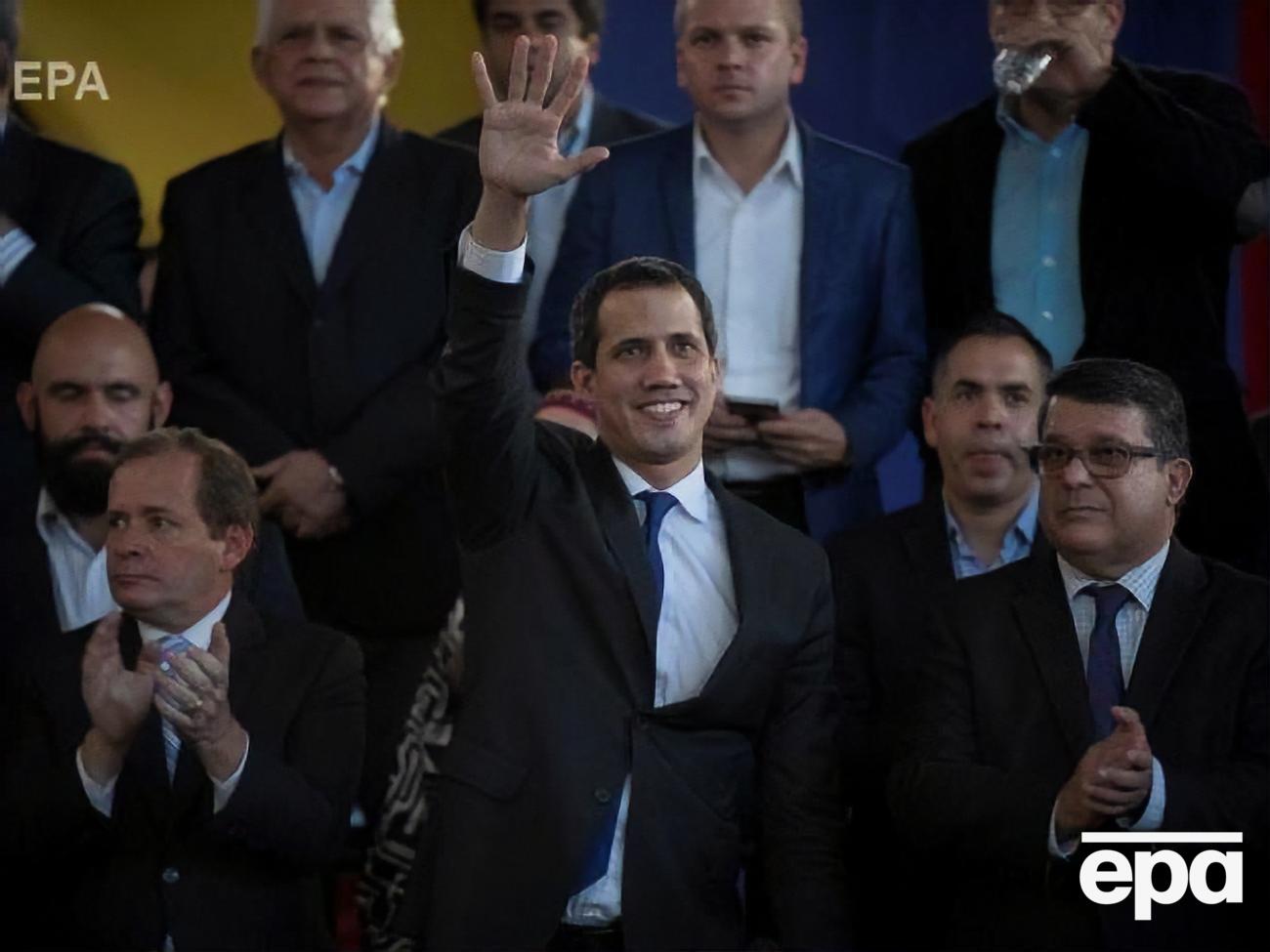 Гуайдо попал в парламент