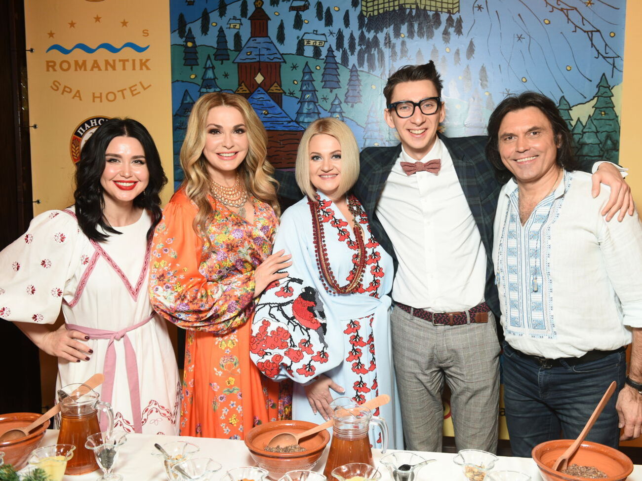 Зіркові гості традиційно готували кутю, а всі учасники заходу могли спробувати її та вибрати найліпшу