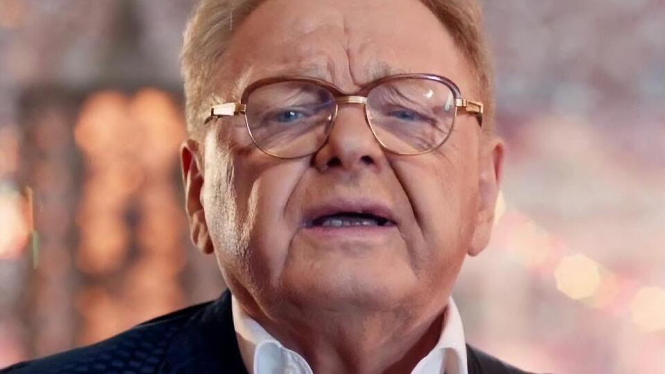 Антонову в феврале исполнится 75 лет