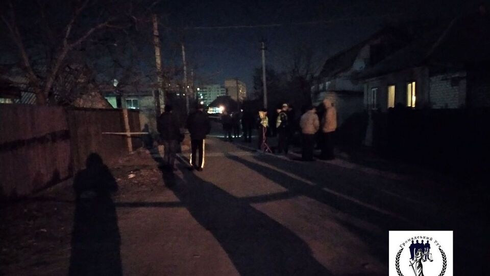 Тела убитых обнаружили во дворе дома, где они проживали