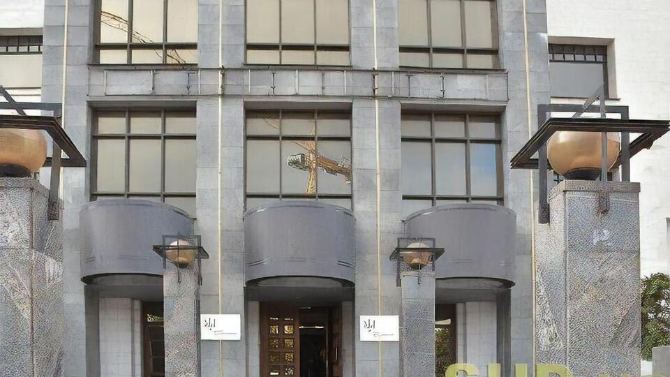 Участники заявили ходатайство о необходимости ознакомления с материалами, сообщил прокурор, поэтому слушание отложили