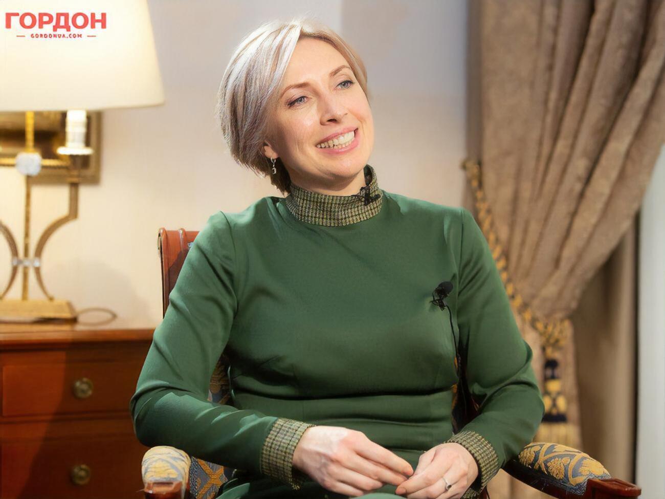 Верещук: Я вспомнила армию. И я с ноги эти двери выбиваю и захожу