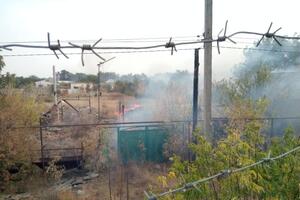 У Станиці Луганській через пожежі детонують боєприпаси