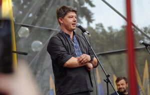Артист и ветеран АТО Шараскин станет депутатом Рады