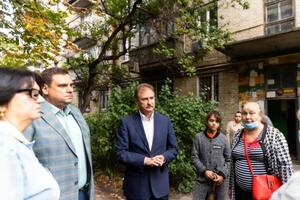 Александр Попов (в центре): Жалобы киевлян по этому поводу справедливы