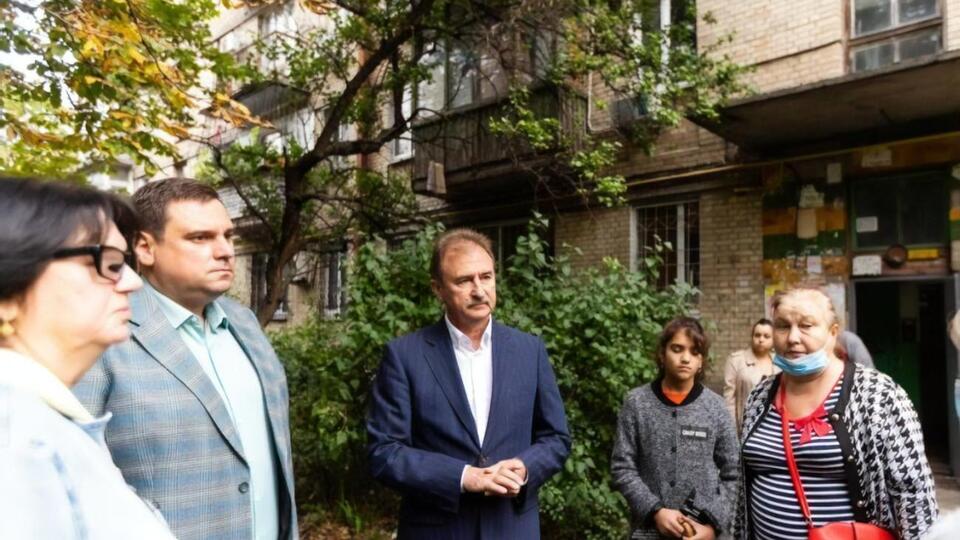 Александр Попов (в центре): Жалобы киевлян по этому поводу справедливы