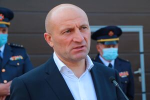 Бондаренко: Потрібно дотримуватися санітарних норм, потрібно використовувати засоби особистої гігієни та спокійно працювати й спокійно жити