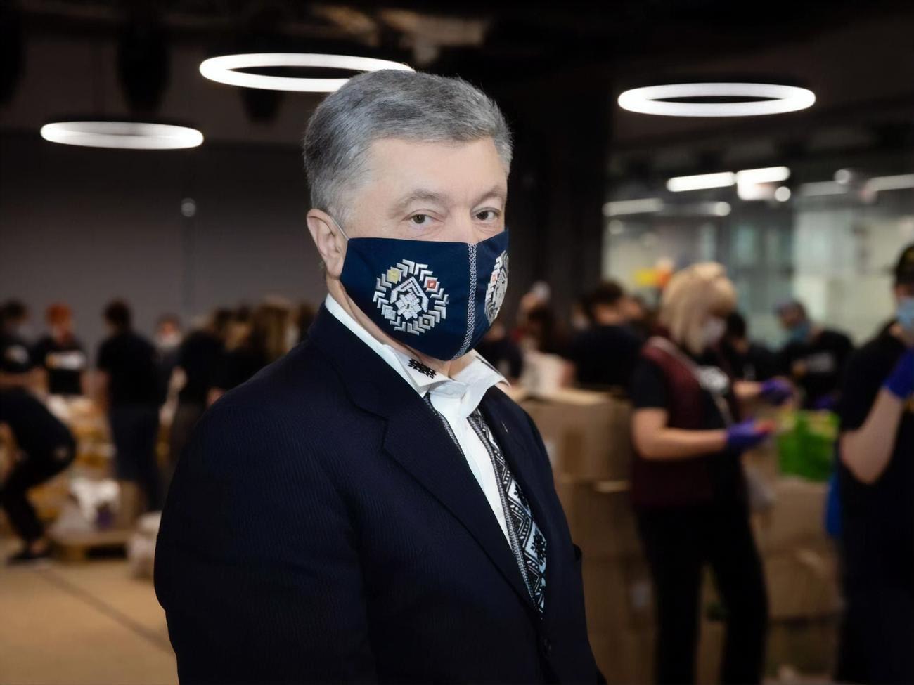 Положительный тест на COVID-19 Порошенко получил 29 сентября