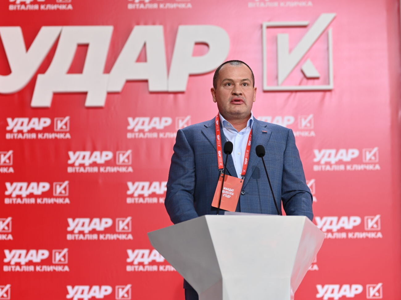 Артур Палатний: Зараз центральна і міська влада мають об'єднувати зусилля і діяти синхронно