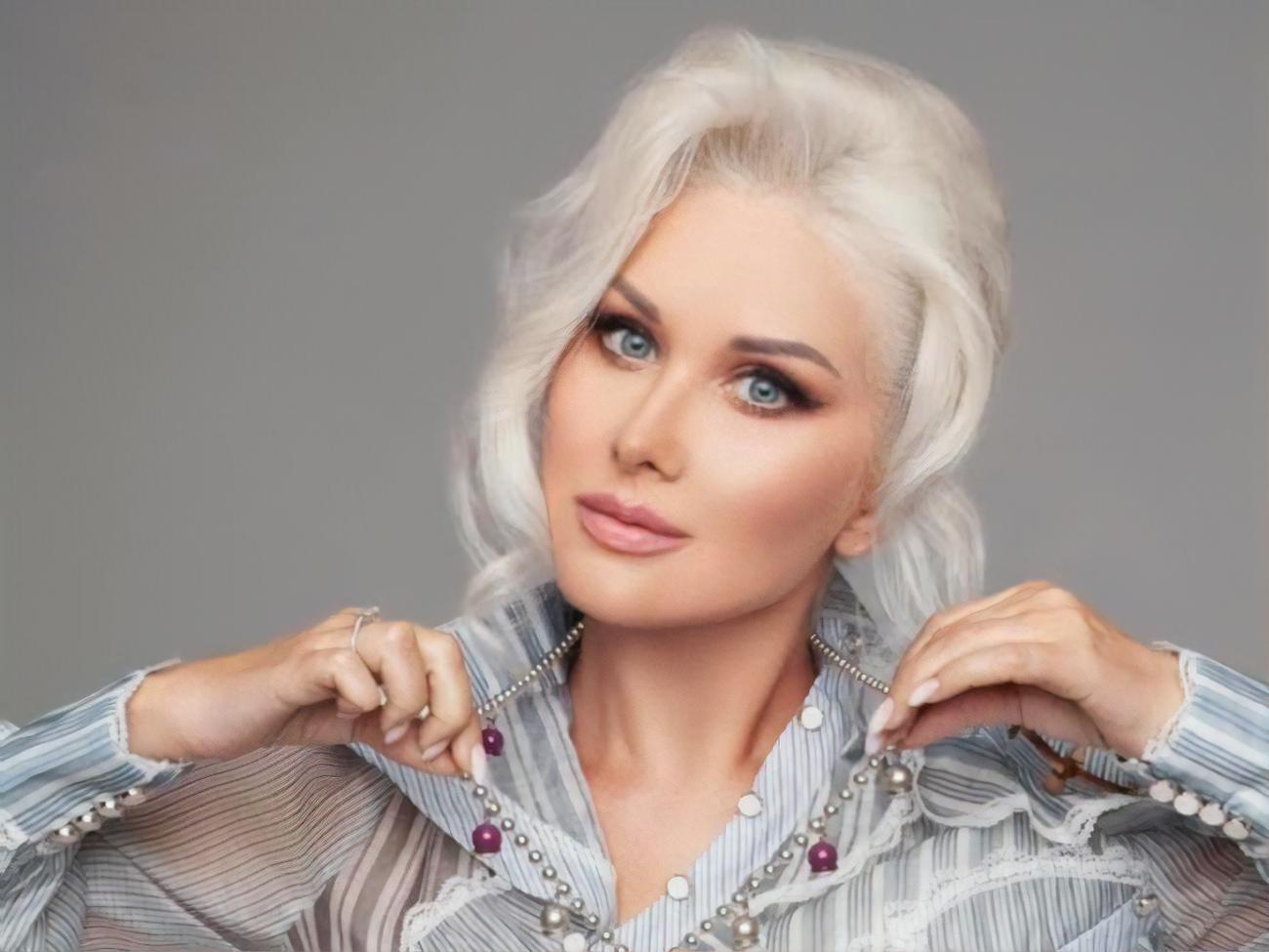 Бужинська: Сиджу і думаю, навіщо всі "лізуть" у політику?!