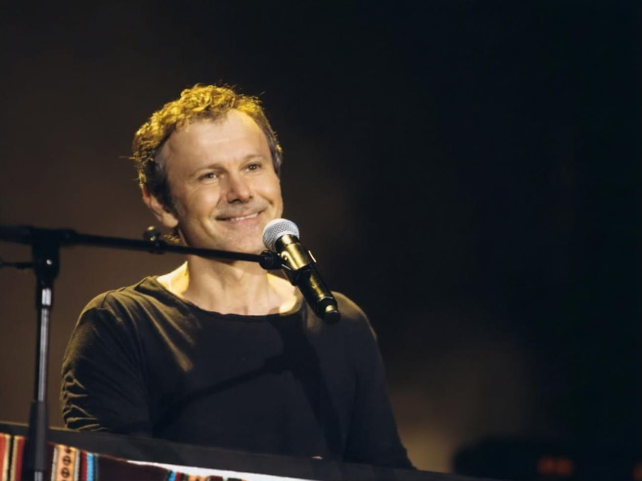 Вакарчук обнародовал личный архив