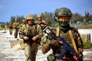 Під час пандемії та в умовах боротьби України за територіальну цілісність у кожного своя передова, зазначили в НБУ