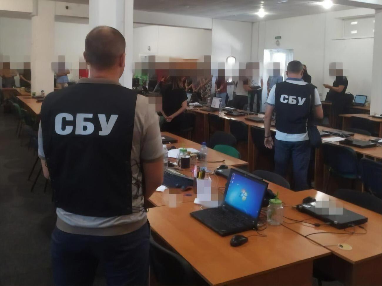 В СБУ отметили, что обыски не связаны с расследованием журналистов