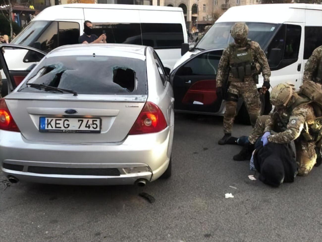 Затримували підозрюваних поліцейські та бійці КОРД