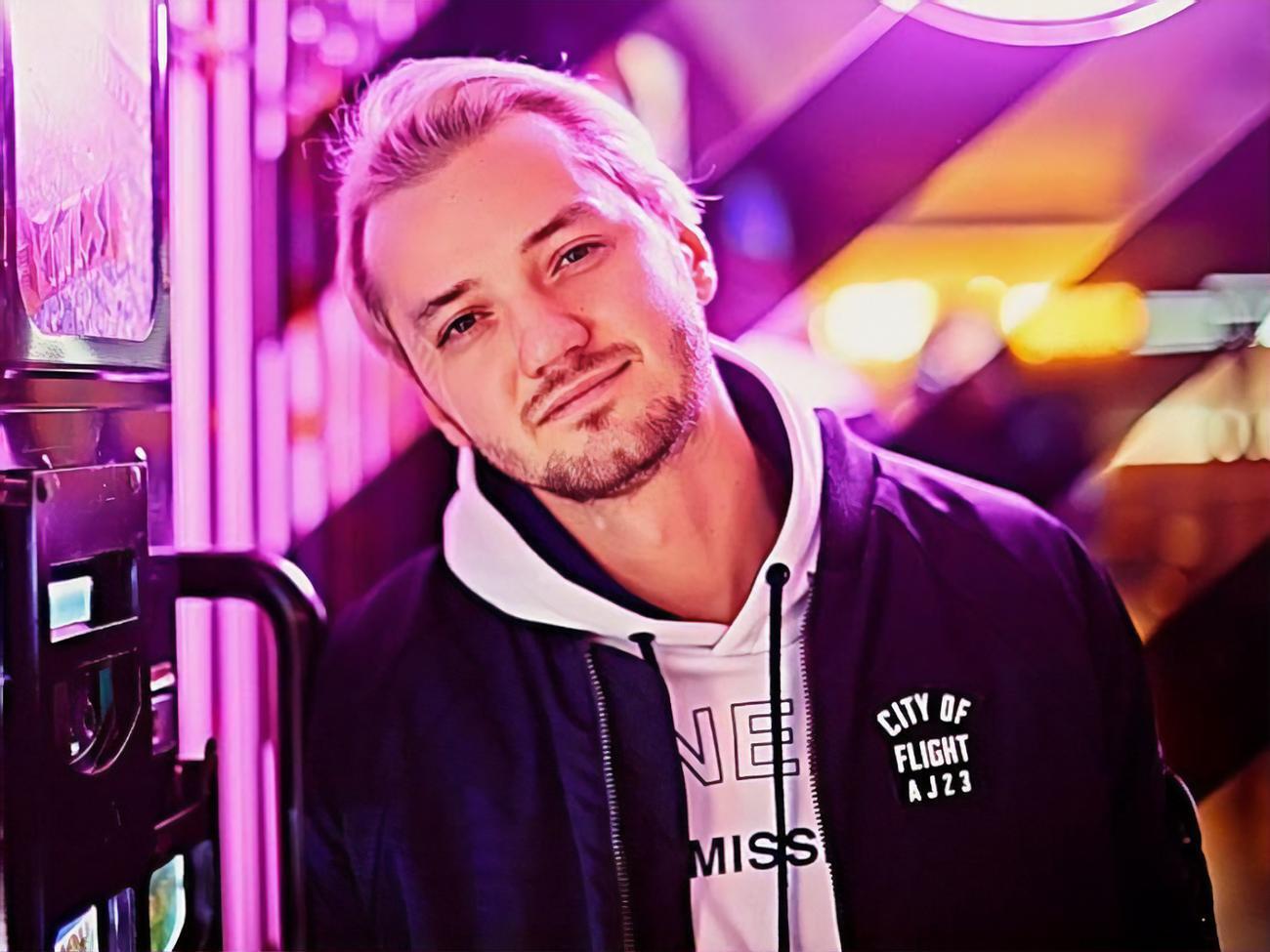 Маніфест помер у 30 років