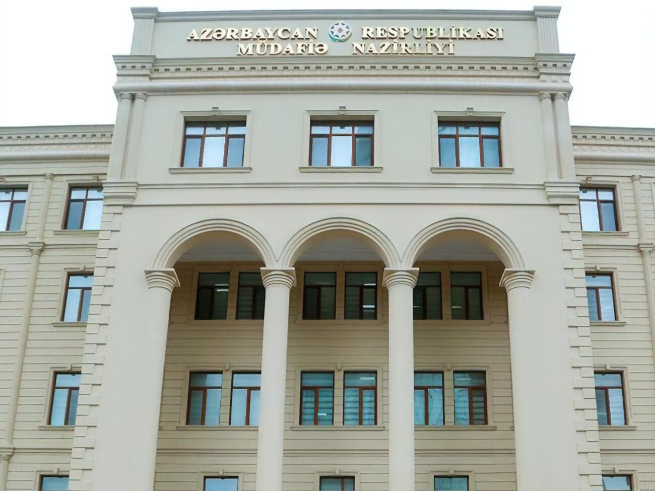 В минобороны Азербайджана утверждают, что ракеты находились на стартовых позициях